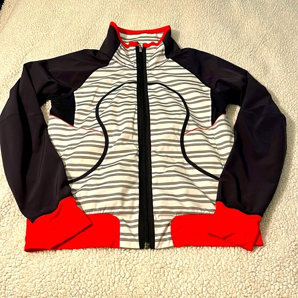 Lululemon Run Track Attack Full Zip Jacket, Size 10